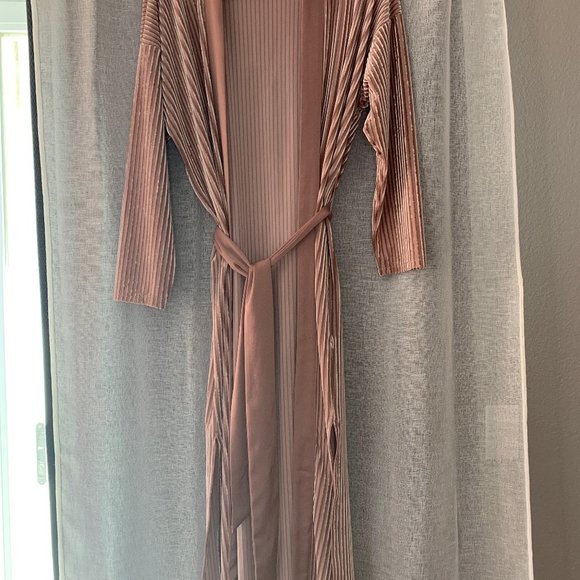 Brown/Pink Fancy Kimono, Lace, Size Small - Picture 2 of 9